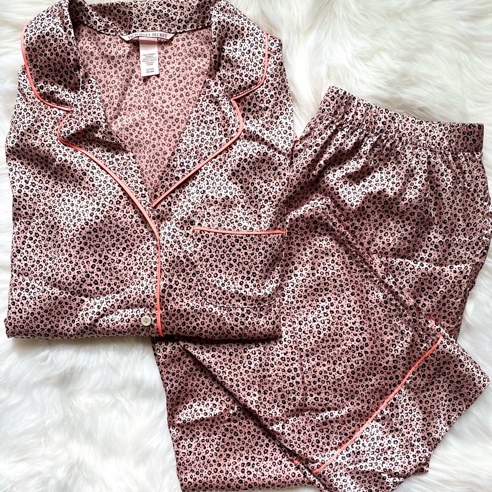 Victoria’s Secret Silk Leopard Set